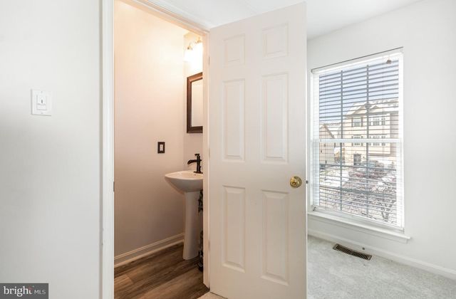 7548 STEPHEN DR, Harrisburg, PA 17111