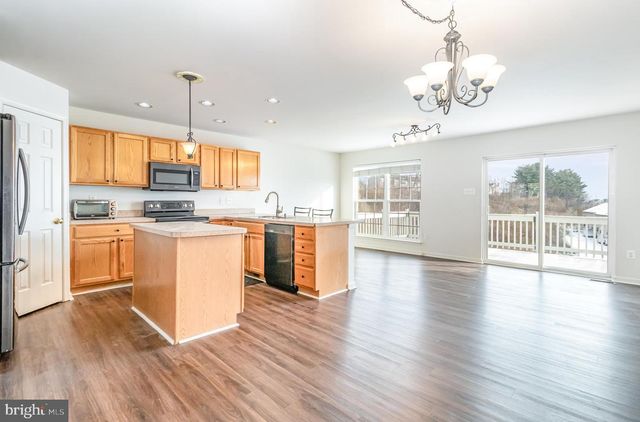 7548 STEPHEN DR, Harrisburg, PA 17111