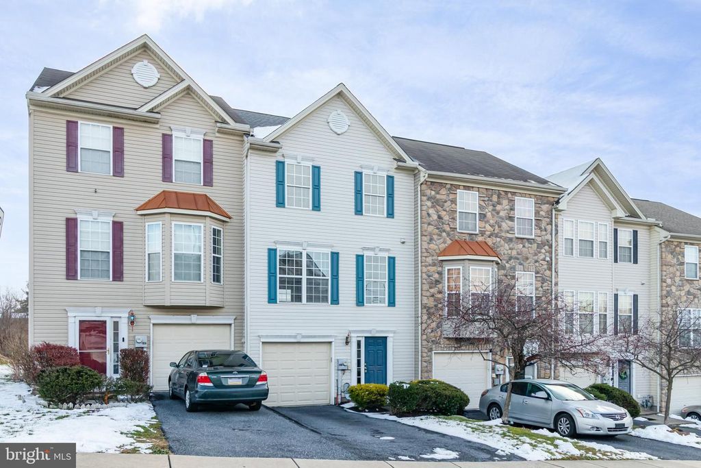 7548 STEPHEN DR, Harrisburg, PA 17111