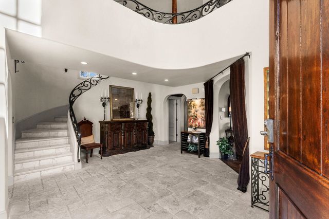 6204 N Ocean Blvd., Myrtle Beach, SC 29577