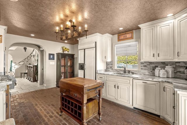 6204 N Ocean Blvd., Myrtle Beach, SC 29577