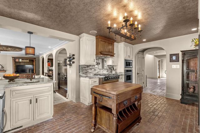 6204 N Ocean Blvd., Myrtle Beach, SC 29577