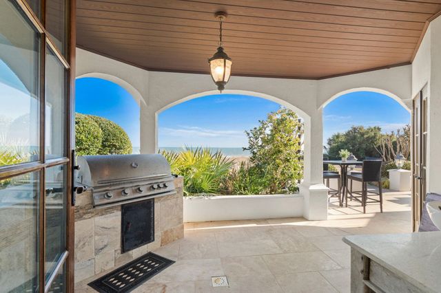 6204 N Ocean Blvd., Myrtle Beach, SC 29577