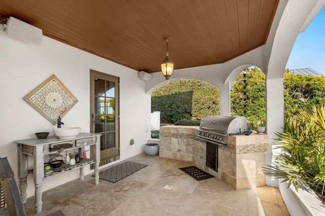 6204 N Ocean Blvd., Myrtle Beach, SC 29577