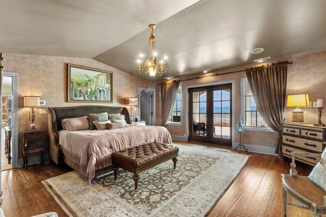 6204 N Ocean Blvd., Myrtle Beach, SC 29577