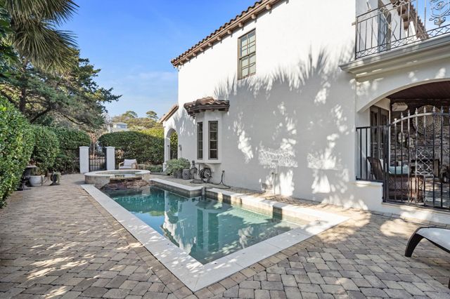 6204 N Ocean Blvd., Myrtle Beach, SC 29577