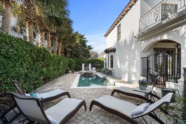 6204 N Ocean Blvd., Myrtle Beach, SC 29577