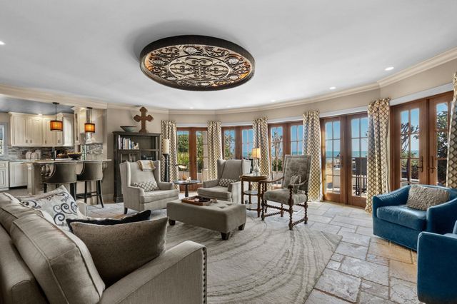 6204 N Ocean Blvd., Myrtle Beach, SC 29577