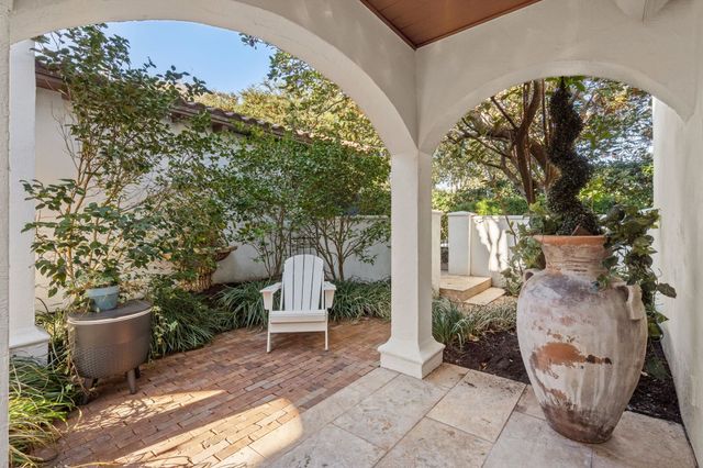 6204 N Ocean Blvd., Myrtle Beach, SC 29577