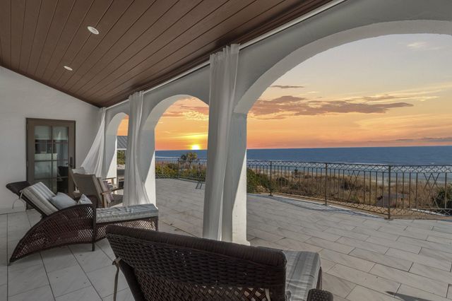 6204 N Ocean Blvd., Myrtle Beach, SC 29577