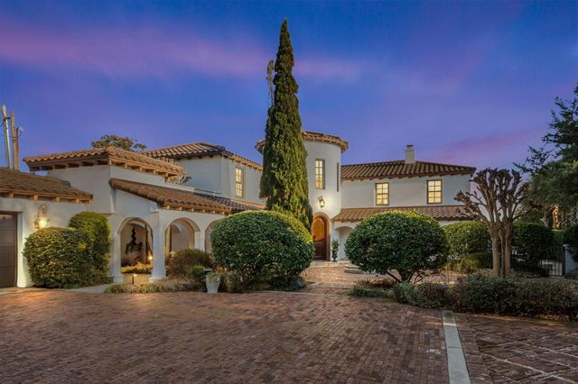 6204 N Ocean Blvd., Myrtle Beach, SC 29577