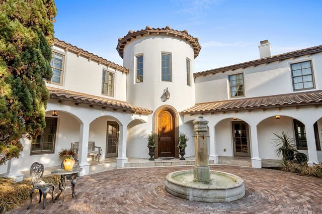 6204 N Ocean Blvd., Myrtle Beach, SC 29577