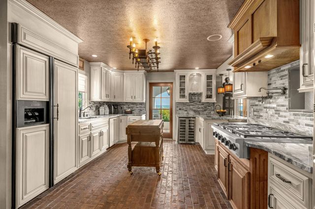 6204 N Ocean Blvd., Myrtle Beach, SC 29577