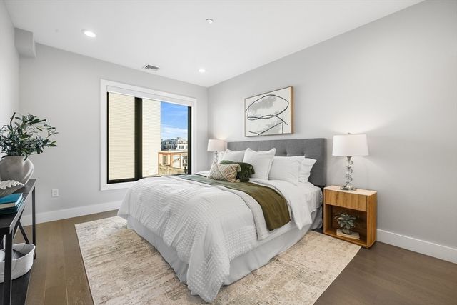 39 A St 19, Boston, MA 02127