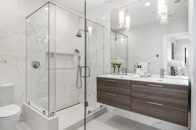 39 A St 19, Boston, MA 02127