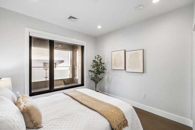 39 A St 19, Boston, MA 02127