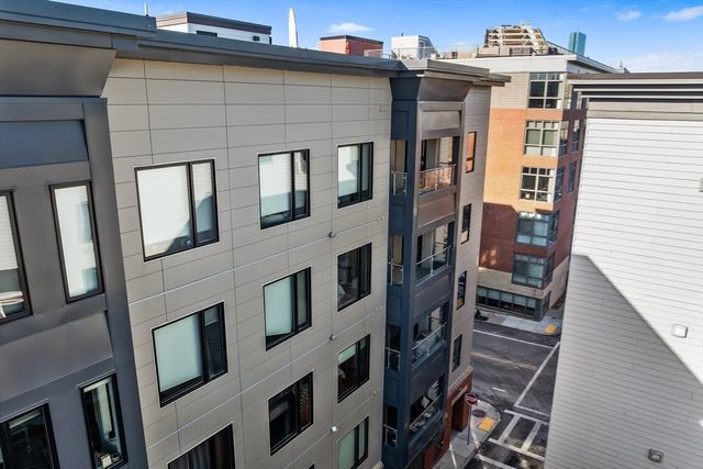 39 A St 19, Boston, MA 02127