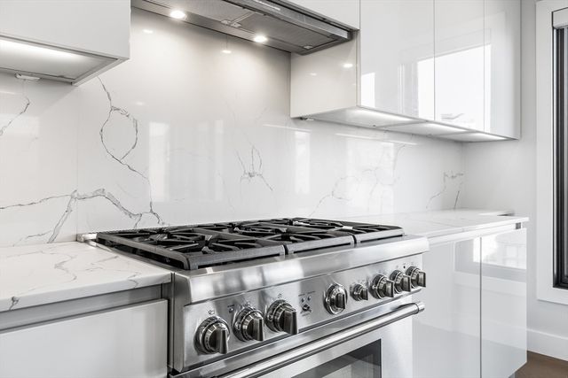 39 A St 19, Boston, MA 02127