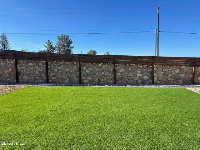 264 Bagwell Court, El Paso, TX 79932