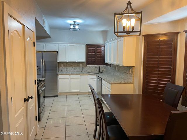 264 Bagwell Court, El Paso, TX 79932