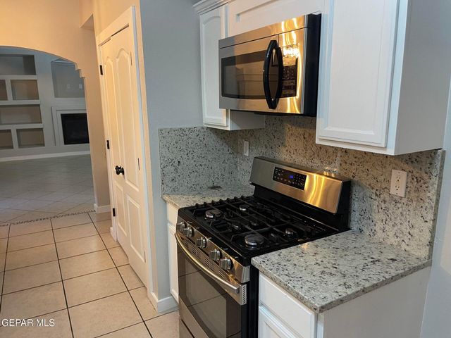 264 Bagwell Court, El Paso, TX 79932