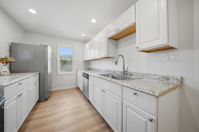 1164 Main Street, Grafton, NH 03240
