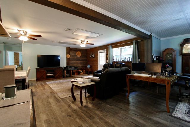 97 Walnut Avenue, Defuniak Springs, FL 32435