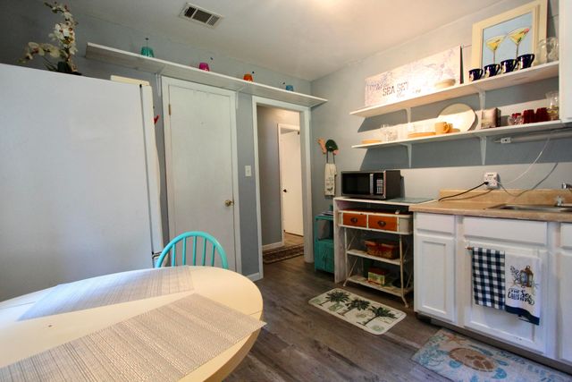 97 Walnut Avenue, Defuniak Springs, FL 32435