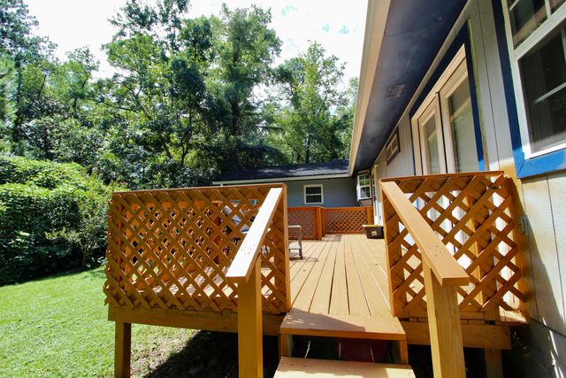 97 Walnut Avenue, Defuniak Springs, FL 32435