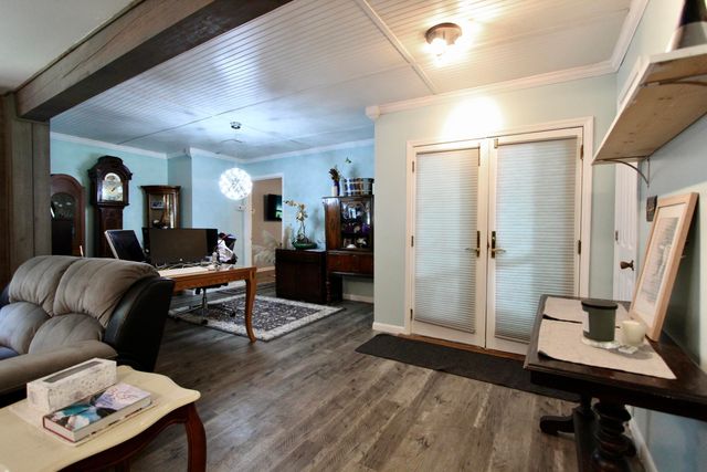 97 Walnut Avenue, Defuniak Springs, FL 32435