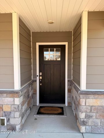 9005 Manslick Commons Dr, Louisville, KY 40219