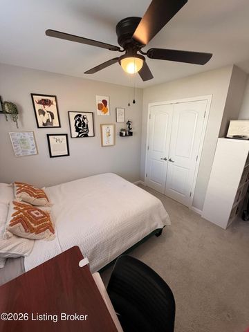 9005 Manslick Commons Dr, Louisville, KY 40219