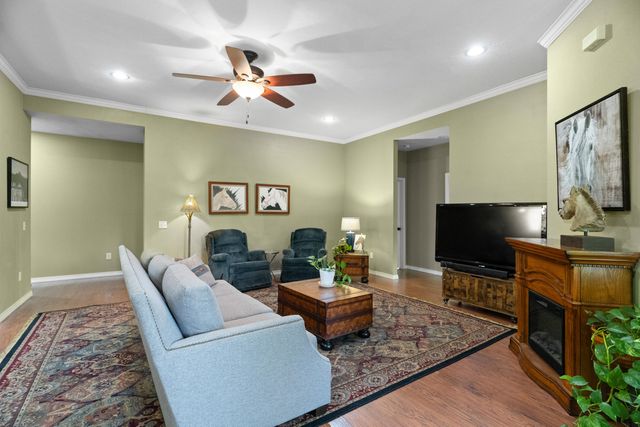 36205 State Highway 413, Crane, MO 65633
