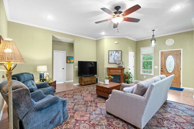36205 State Highway 413, Crane, MO 65633