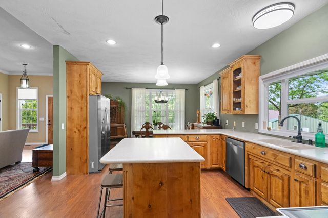 36205 State Highway 413, Crane, MO 65633