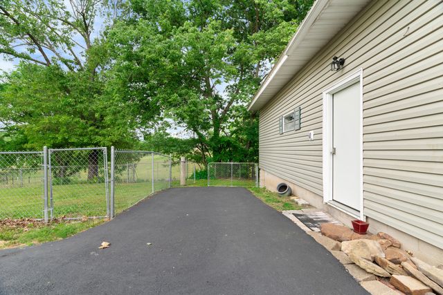 36205 State Highway 413, Crane, MO 65633
