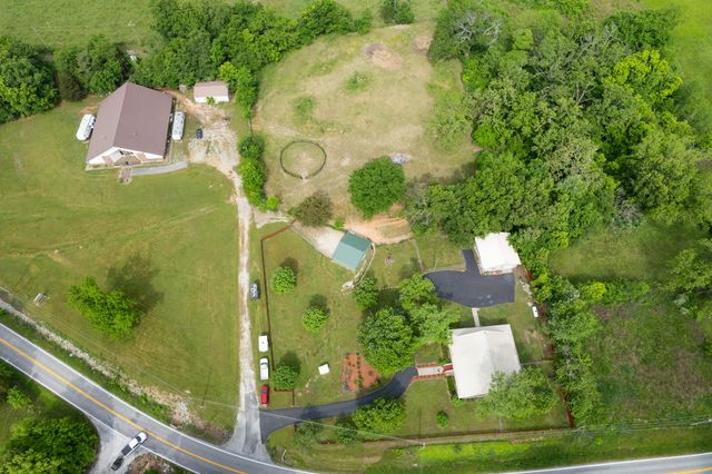 36205 State Highway 413, Crane, MO 65633