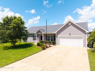 173 Laurel Woods Way, Currituck, NC 27929