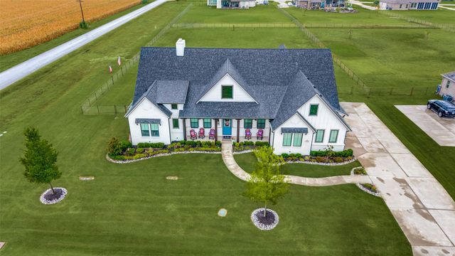 43 Ohanlon Drive, Van Alstyne, TX 75495