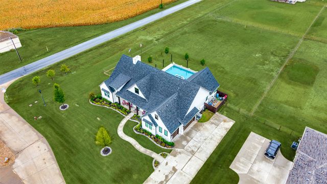 43 Ohanlon Drive, Van Alstyne, TX 75495