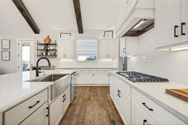 43 Ohanlon Drive, Van Alstyne, TX 75495