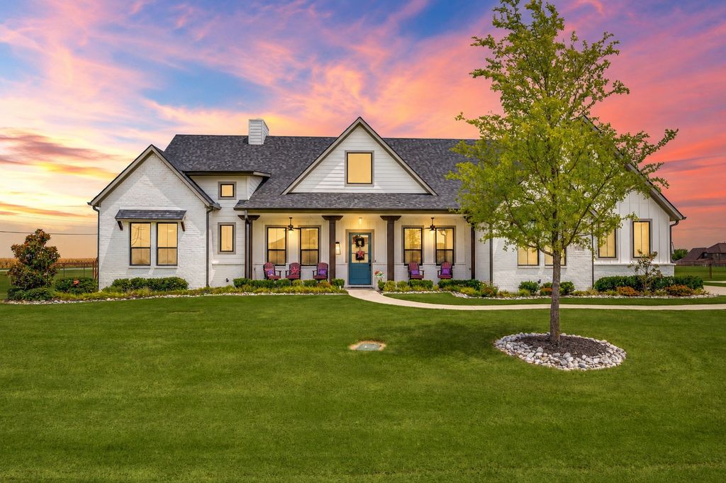 43 Ohanlon Drive, Van Alstyne, TX 75495