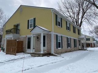 24722 Meadow Creek Drive, Harrison Twp, MI 48045