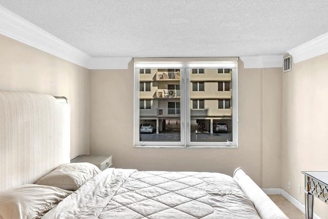 3301 S Ocean Boulevard 104, Highland Beach, FL 33487