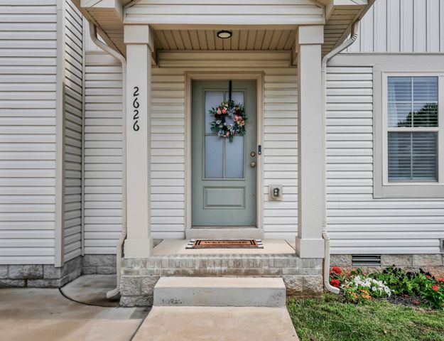 2626 Burch Rd, Clarksville, TN 37042