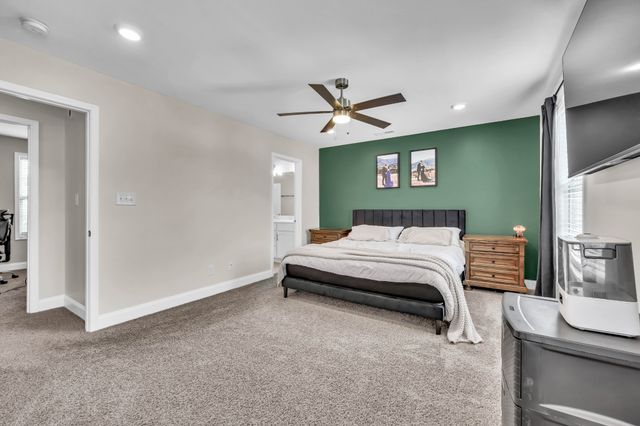 2626 Burch Rd, Clarksville, TN 37042