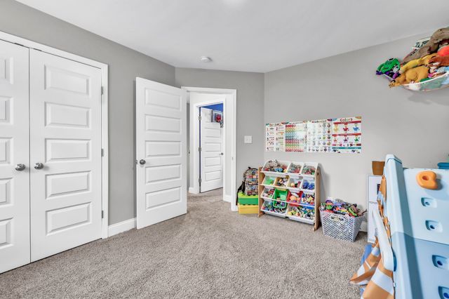 2626 Burch Rd, Clarksville, TN 37042