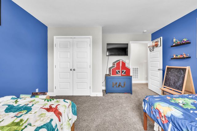 2626 Burch Rd, Clarksville, TN 37042