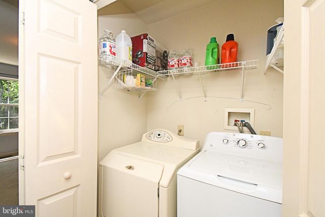 947 SHENKLE DR, Collegeville, PA 19426