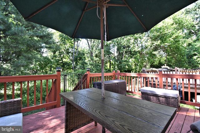 947 SHENKLE DR, Collegeville, PA 19426